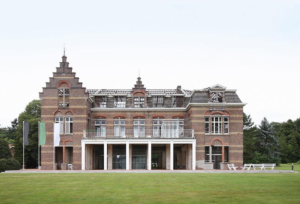 Unter den Finalisten: Das Projekt PC CARITAS im belgischen Melle von architecten de vylder vinck Taillieu. (Foto: Filip Dujardin)