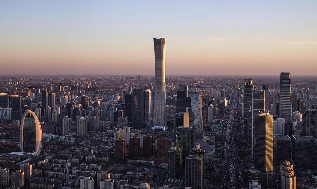 Pekings neue Attraktion: Der auch CITIC Tower oder CITIC Plaza genannte „China Zun“ Wolkenkratzer zählt zu den höchsten Gebäuden der Welt. (Foto: HG Esch)