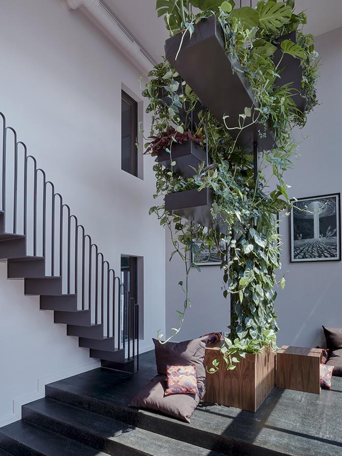 Staircases and an inviting atmosphere in the "Lindley Lindenberg"