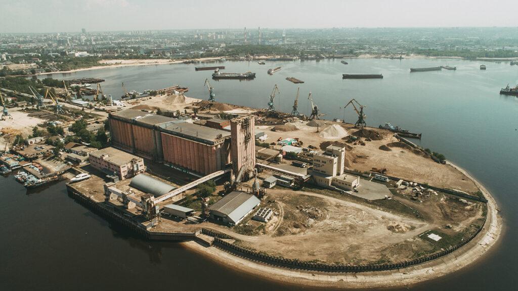 Junge Ideen für alte Industrieanlagen: Wettbewerbsprojekt 1: Neugestaltung des Getreidespeichers im Hafen von Kasan. (Bild: The Institute for Urban Development of the Republic of Tatarstan)