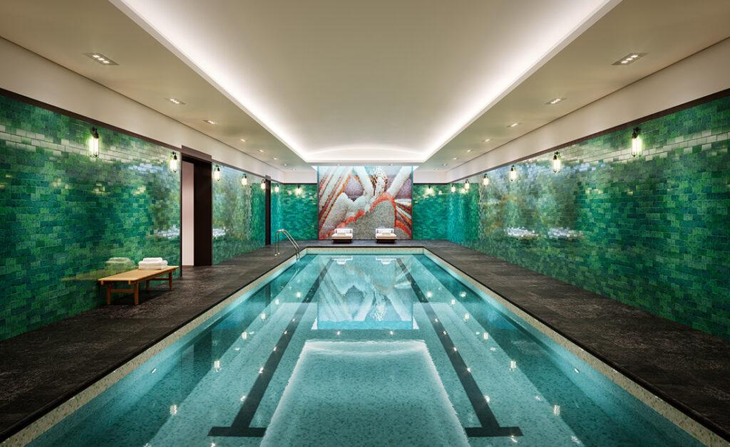 Gotham-„Auferstehung“ in Rose Hill. Der große Indoor-Pool ist eine Augenweide. (Bild: Rockefeller Group/Recent Spaces)