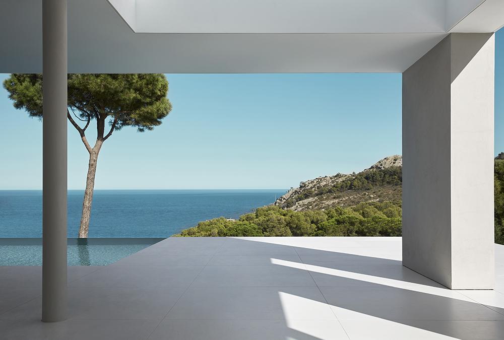 Minimalismus am Meer. Mathieson Architects' Haus an der spanischen Küste. (Bild: Romello Pereira)