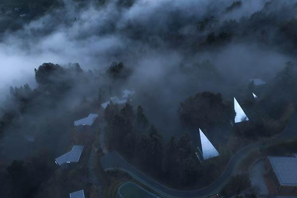 Mountain and Cloud Cabins 