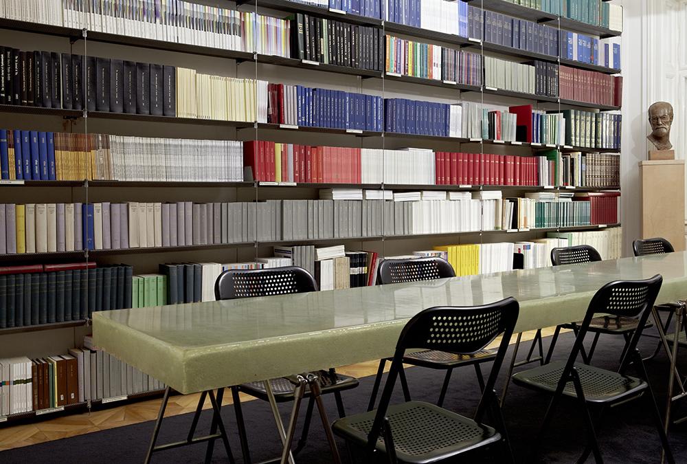 Die ehemalige Bibliothek im Wiener Freud Museum. (Bild: Florian Lierzer, Sigmund Freud Privatstiftung)