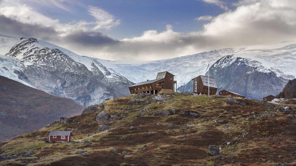 The oblique cabins of Tungestølen