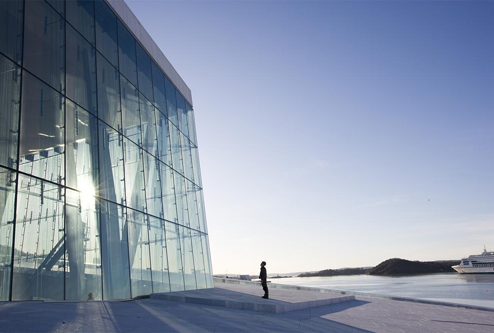 „Kooperation statt Meisterdenken“. Das beeindruckende Osloer Opernhaus. (Bild: Trond Isaksen)