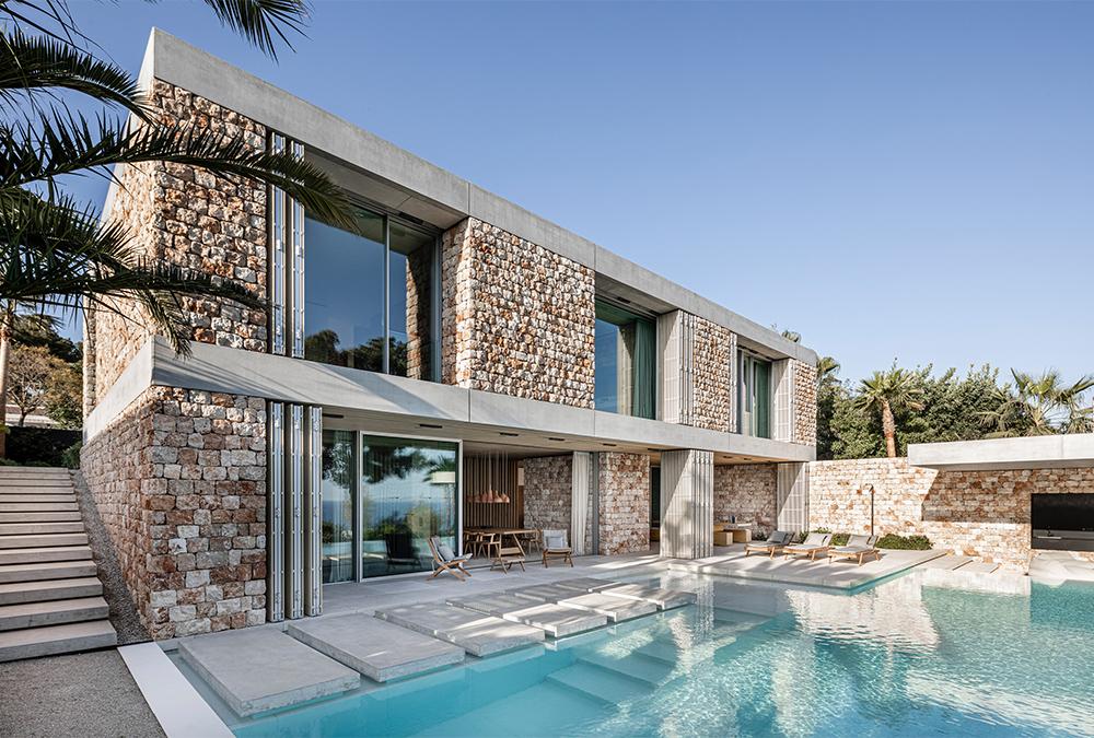 „Casa Fly“ baut aufs echte Mallorca (Bild: Tomeu Canyellas)