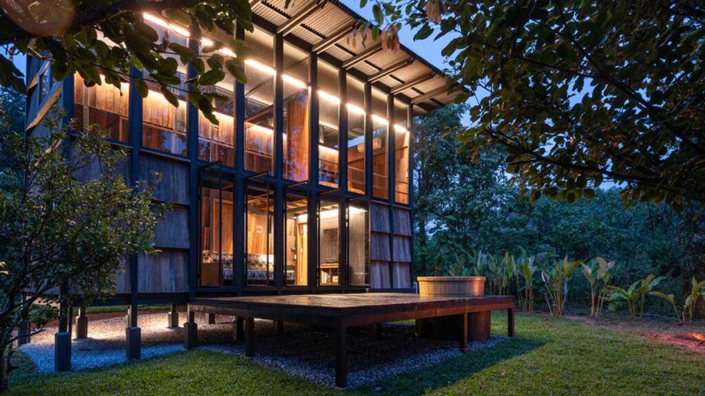 Wood and Mountain Cabin