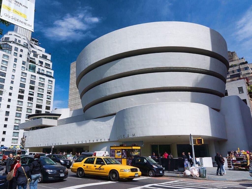 Eine sehr bekannte runde Sache: das Guggenheim Museum in New York
