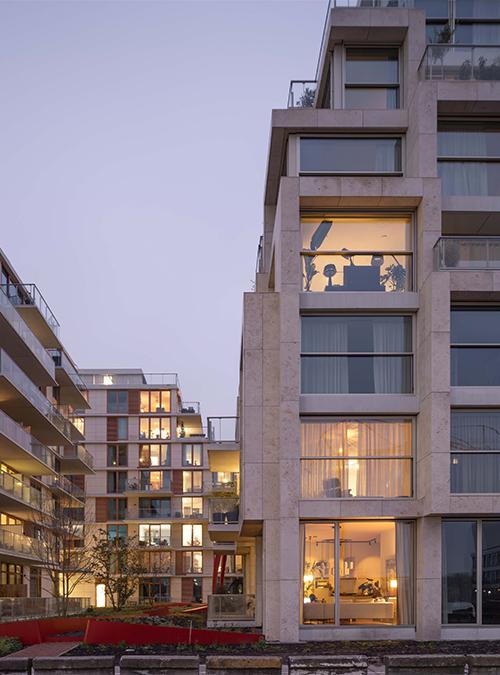 Wohnen im Haus aus Balkonen: Die neue Anlage „The Grid“ im Amsterdam, designt vom Büro KCAP. (Bild: Ossip van Duivenbode / KCAP)