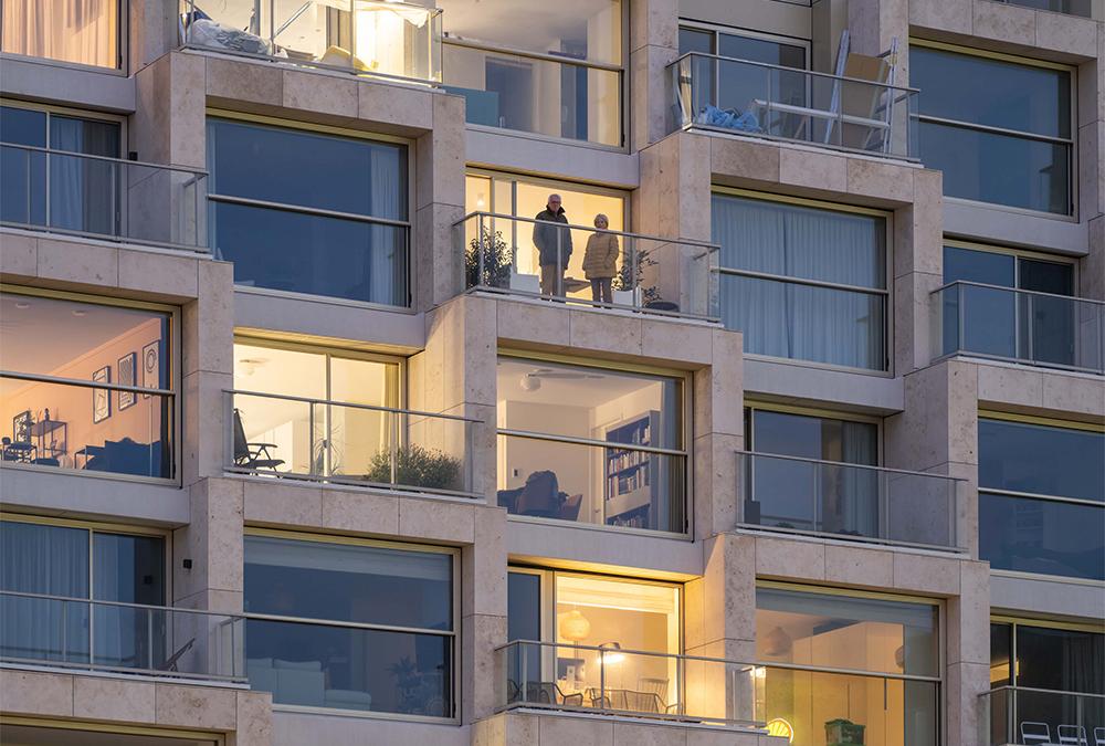 Living in The Grid, the house of balconies. (Credit: Ossip van Duivenbode / KCAP)
