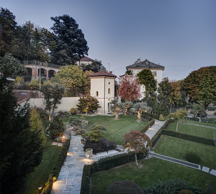 Design-Juwel im alten Turm: Das Büro Gruppo Building hat „La Torretta di Villa Mogna“ grandios erneuert. (Bild: Piero Ottaviano)