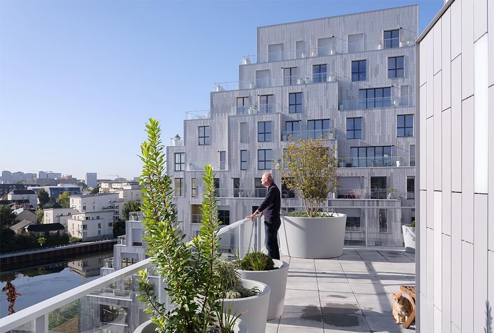 Im von MVRDV und ALL designten „Wohn-Berg“ Ascension Paysagère in Rennes erwartet Bewohner beste Lebensqualität. (Bild: Ossip van Duivenbode)