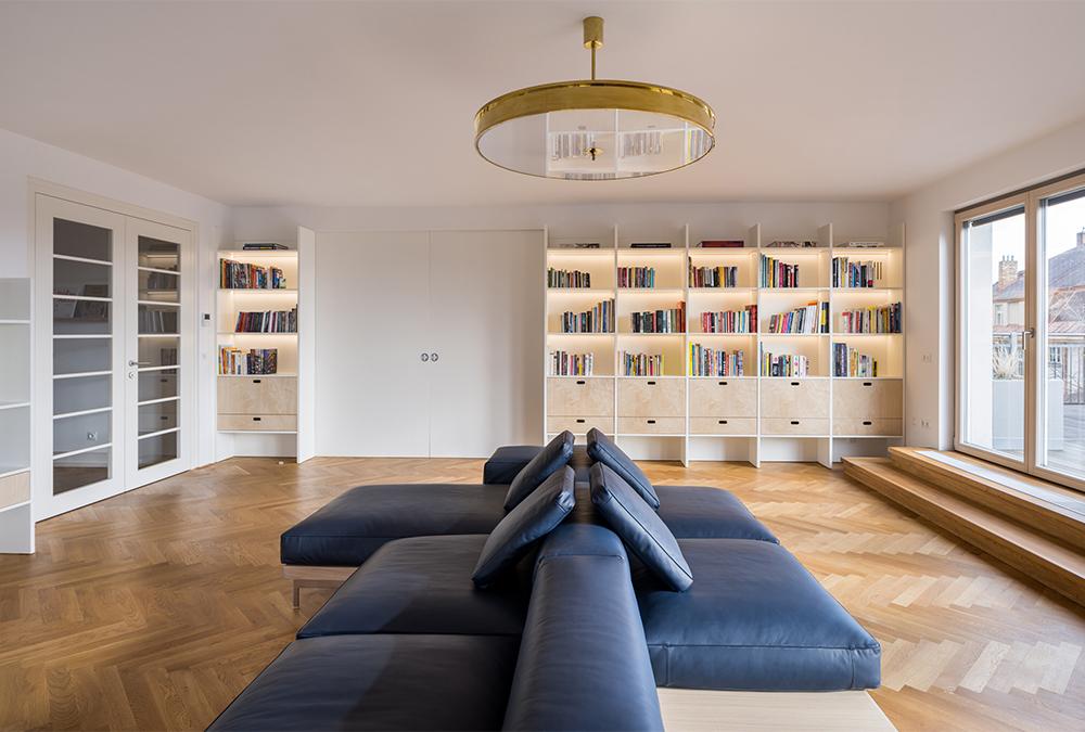 Familiengerecht und schön: Die vom tschechischen Büro No Architects gestaltete Wohnung in Prag. (Bild: Studio Flusser)