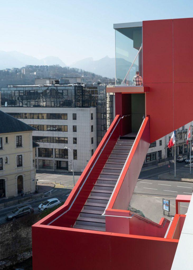 Treppe zum spektakulären Panorama-Ausblick