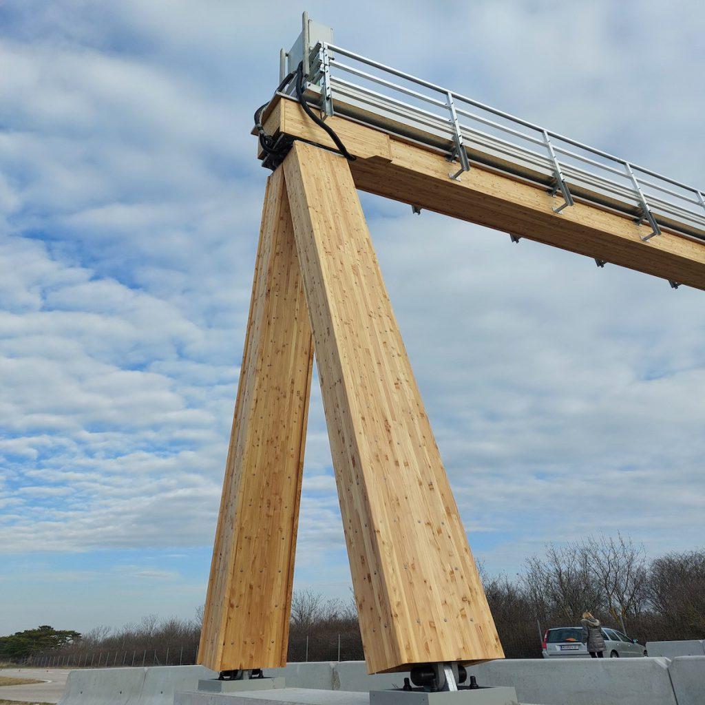 Green Gantry