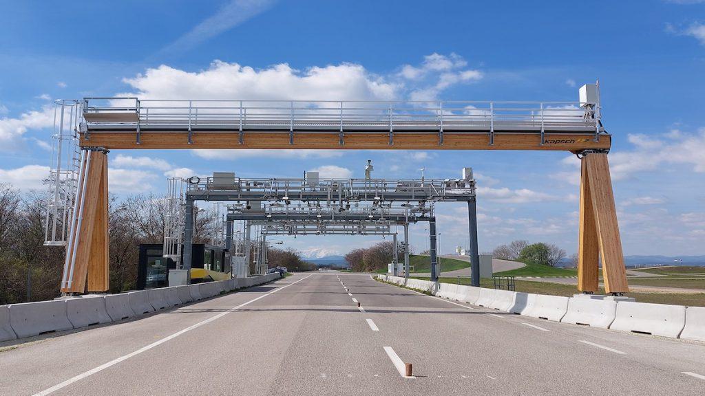 Green Gantry