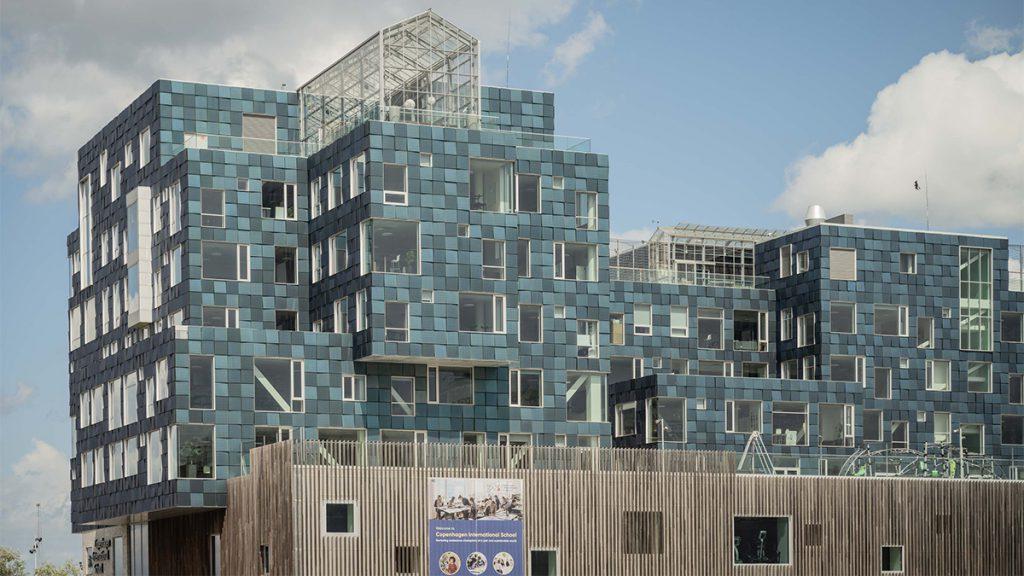 Ganz auf Nachhaltigkeit ausgerichtet: Die von  C.F. Møller Architects designte International School macht der Baukunst-Wunderwelt Kopenhagen alle Ehre. (Bild: Michael Nagl)