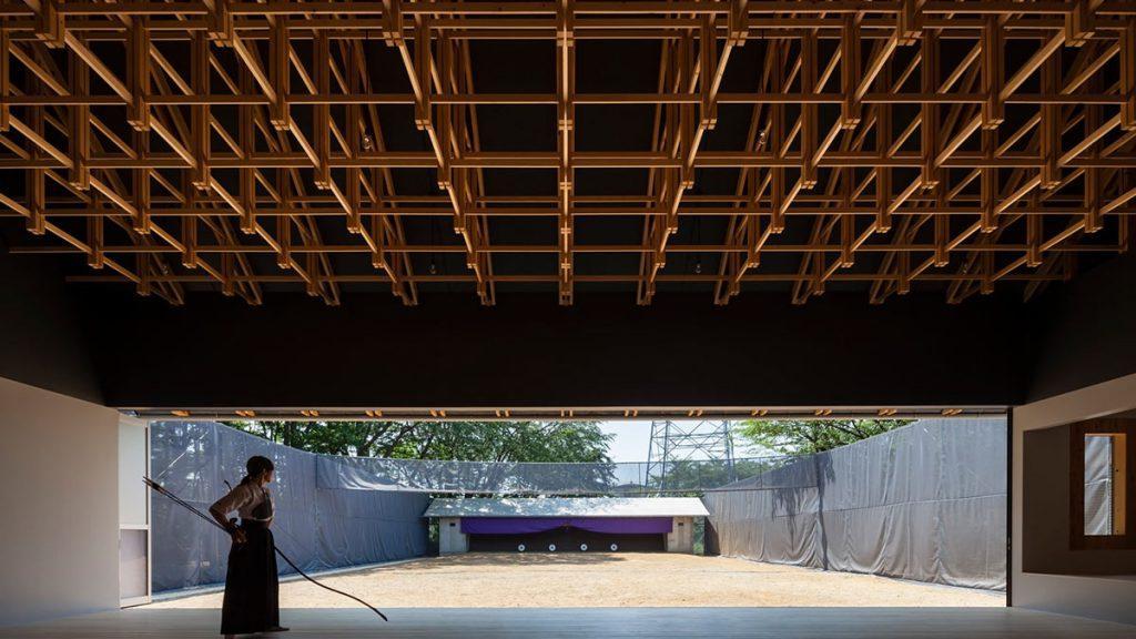 Bogenschießhalle, Kogakuin Universität, Tokio, FT Architects