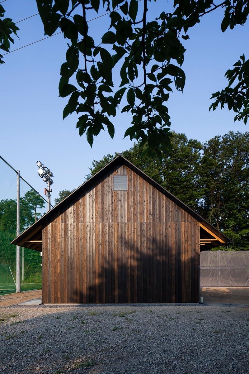 Außenansicht, Kyudo-Halle, Kogakuin Universität Tokio, FT Architects