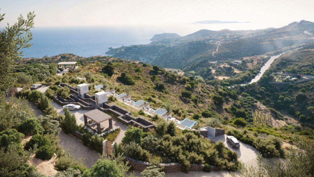 Den Gästen der Elysium Caved Villas bietet sich ein ungehinderter Blick auf das Meer – auch vom privten Infinity-Pool aus. 