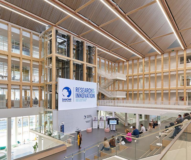 Atrium, Danone In'Cube Research and Innovation Center, Arte Charpentier, Frankreich