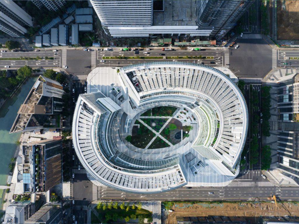 Sicht auf das neue Chengdu Co-Innovation and Cooperation Center von oben