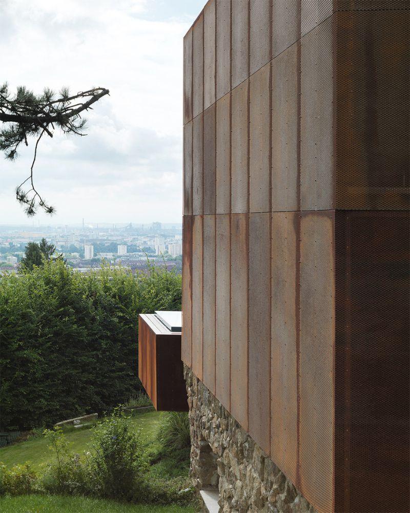 Deconstructed House: Tolle Aussicht von oben auf Linz