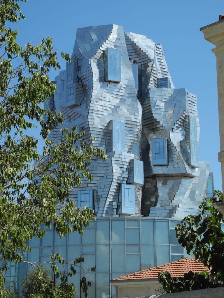 Das LUMA in Arles, Außenansicht. Architekt: Frank O. Gehry