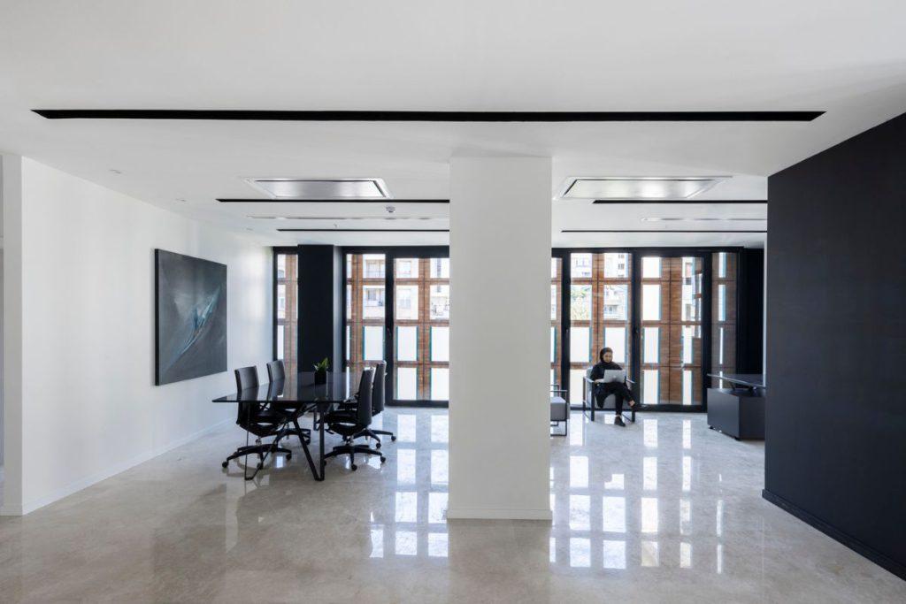 Hitra Office