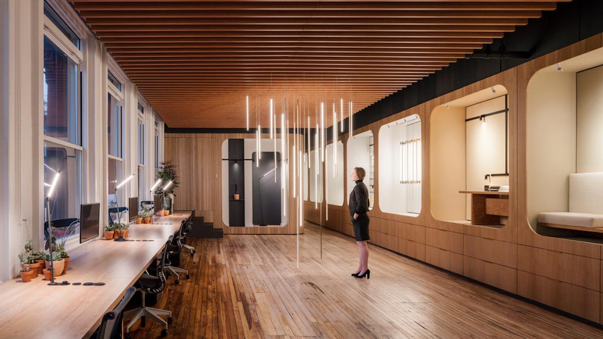 Juniper Workspace, SoHo; Lususleuchten, Hot Desk, Arbeitsplätze