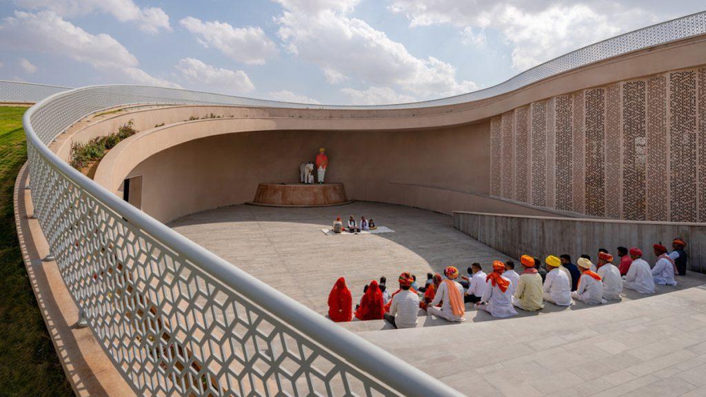 Nokha Village Community Centre; Rajasthan, Indien;Sanjay Puri Architects; Amphitheater; Innenhof