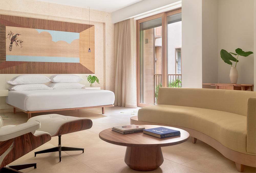 Luxus im alten Herzen der Großstadt Santo Domingo: Das Kimpton Las Mercedes lockt mit Poolterrasse auf dem Dach und Zimmern, die keine moderne Annehmlichkeit vermissen lassen. (Bild: Sergio Lopez)
