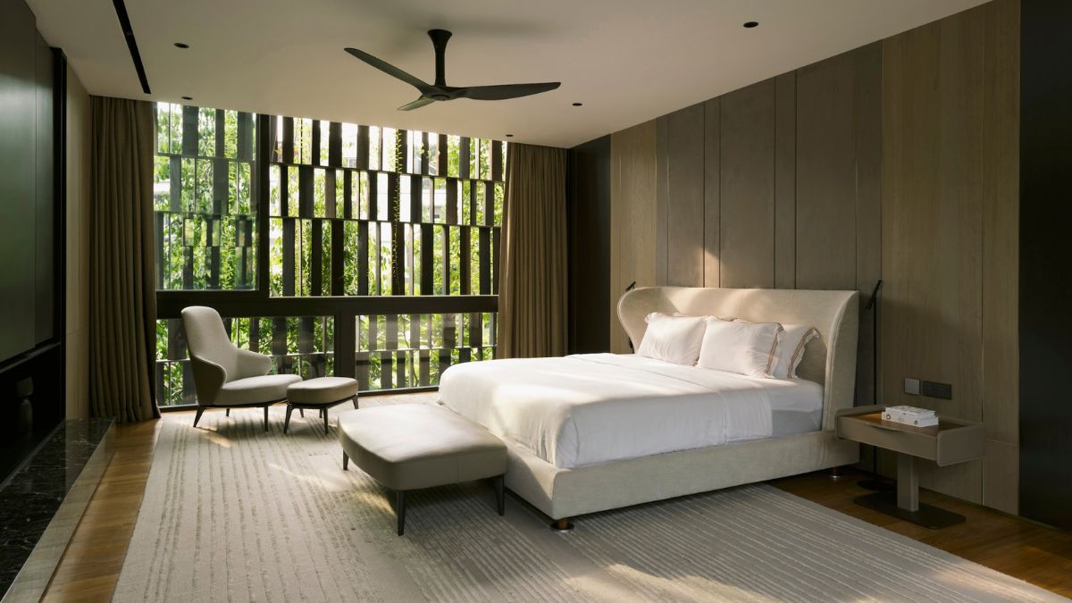 Touching Eden House