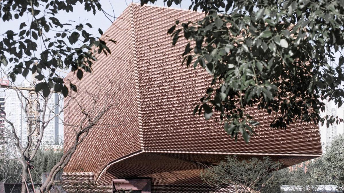 Die quadratische Form des Jinling Diamant Kunstpavillons