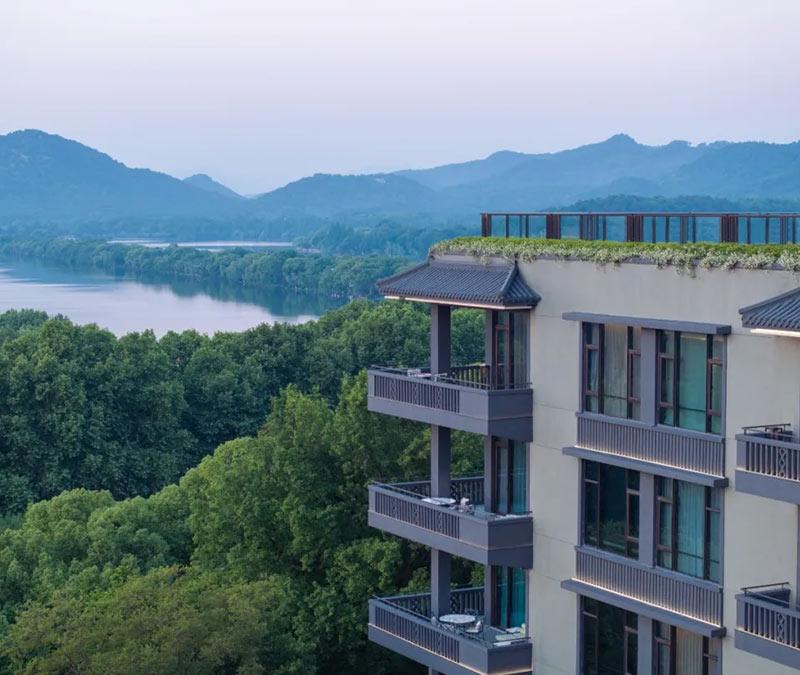 The Silk Lakehouse, Shangri-La Singatures, Hangzhou, Westsee, China, Bauen im Bestand, Kokaistudios 