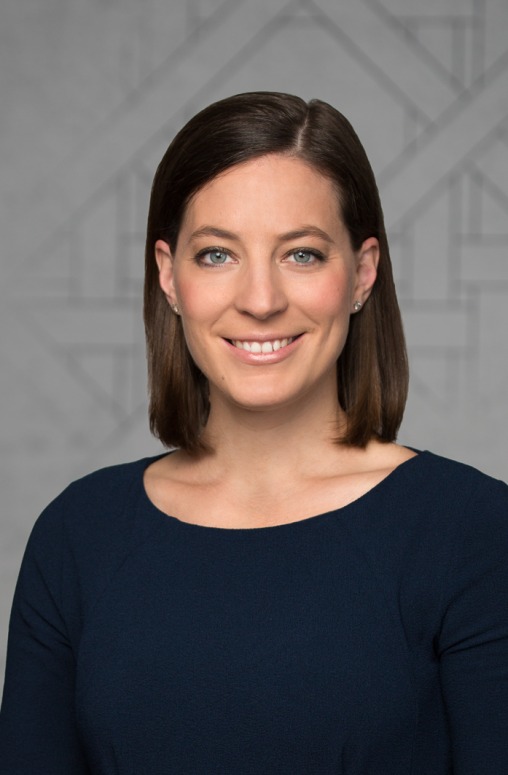 Anna Vay, CEFA